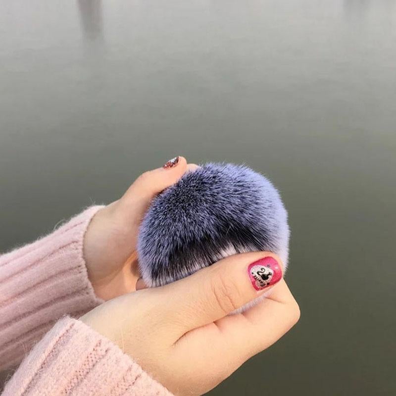 Seamless Makeup Brush